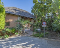 Resale - apartment - Estepona - Atalaya