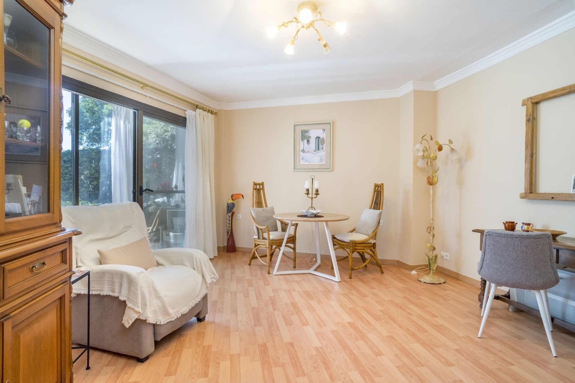 Resale - apartment - Estepona - Atalaya