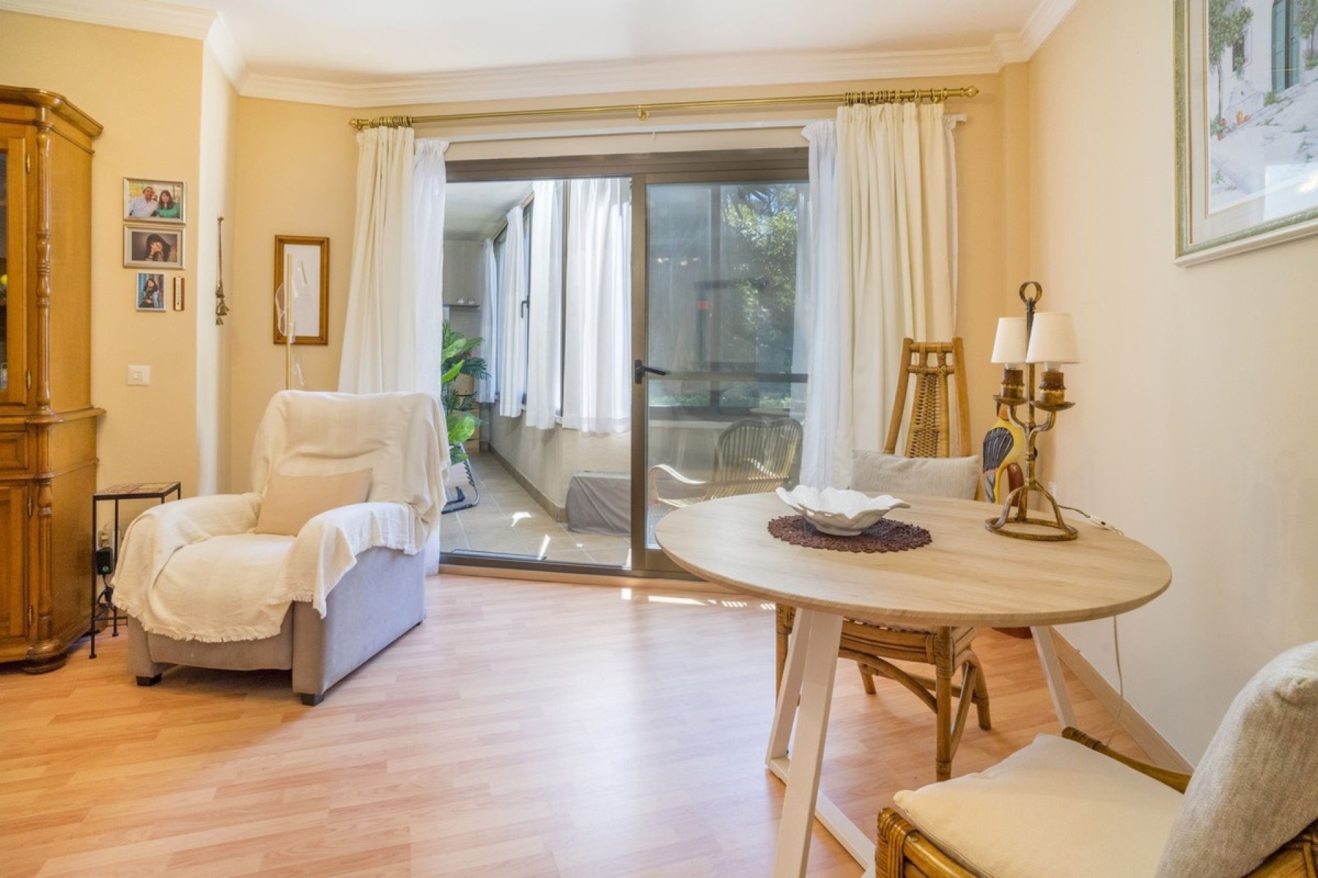 Resale - apartment - Estepona - Atalaya