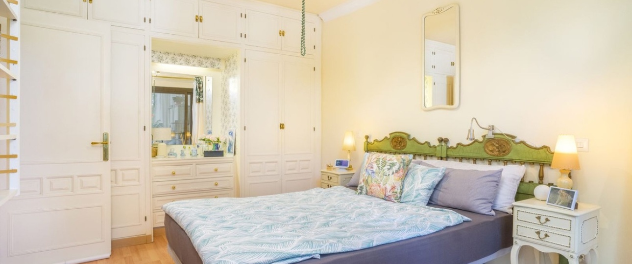 Resale - apartment - Estepona - Atalaya
