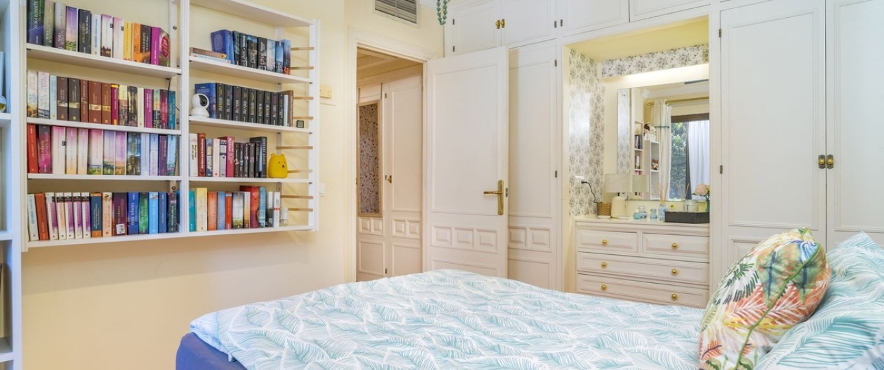 Resale - apartment - Estepona - Atalaya