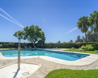 Resale - apartment - Estepona - Atalaya