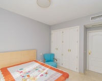 Resale - apartment - Estepona - Atalaya