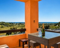 Resale - apartment - Estepona - Atalaya