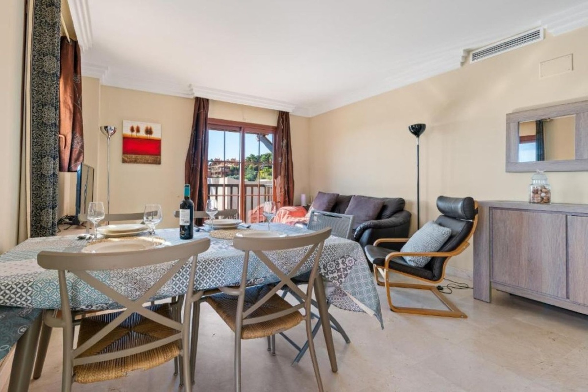 Resale - apartment - Estepona - Atalaya