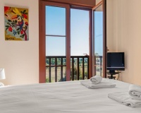Resale - apartment - Estepona - Atalaya