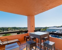 Resale - apartment - Estepona - Atalaya