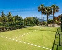 Resale - apartment - Estepona - Atalaya
