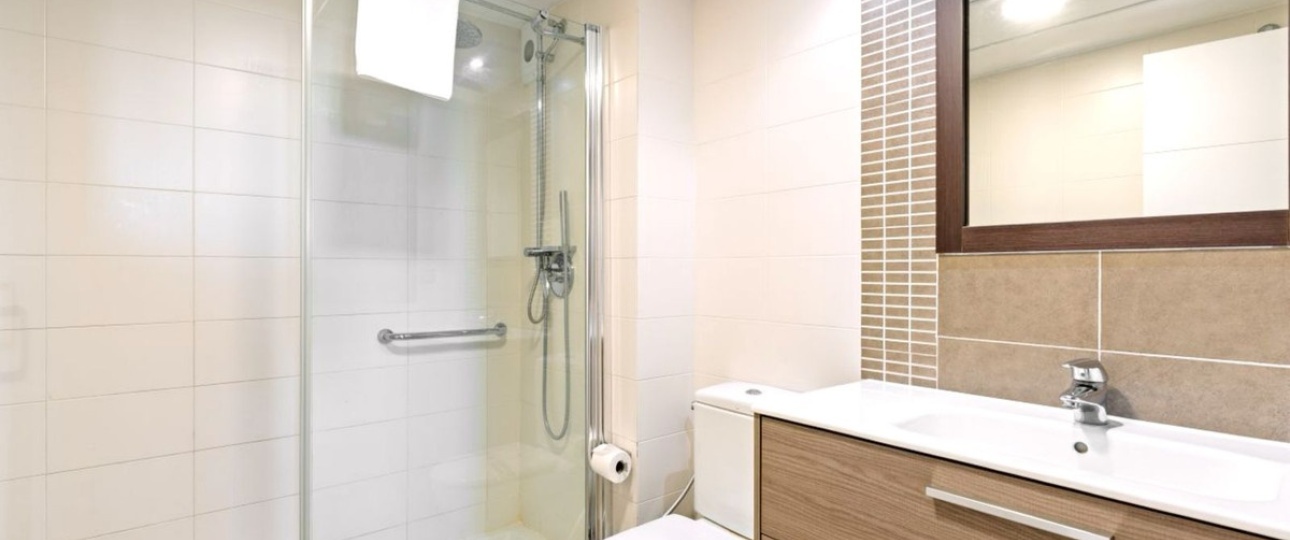 Resale - apartment - Estepona - Atalaya