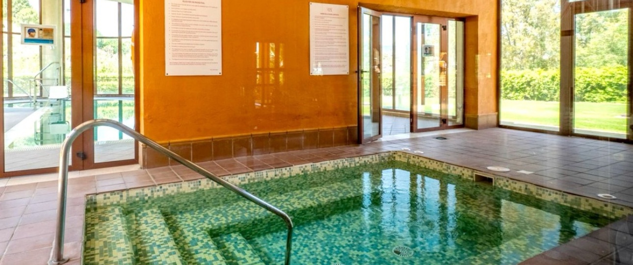 Resale - apartment - Estepona - Atalaya