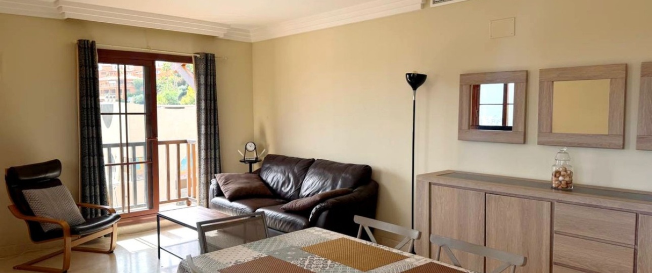 Resale - apartment - Estepona - Atalaya