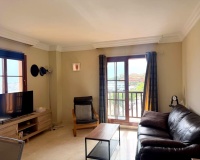 Resale - apartment - Estepona - Atalaya