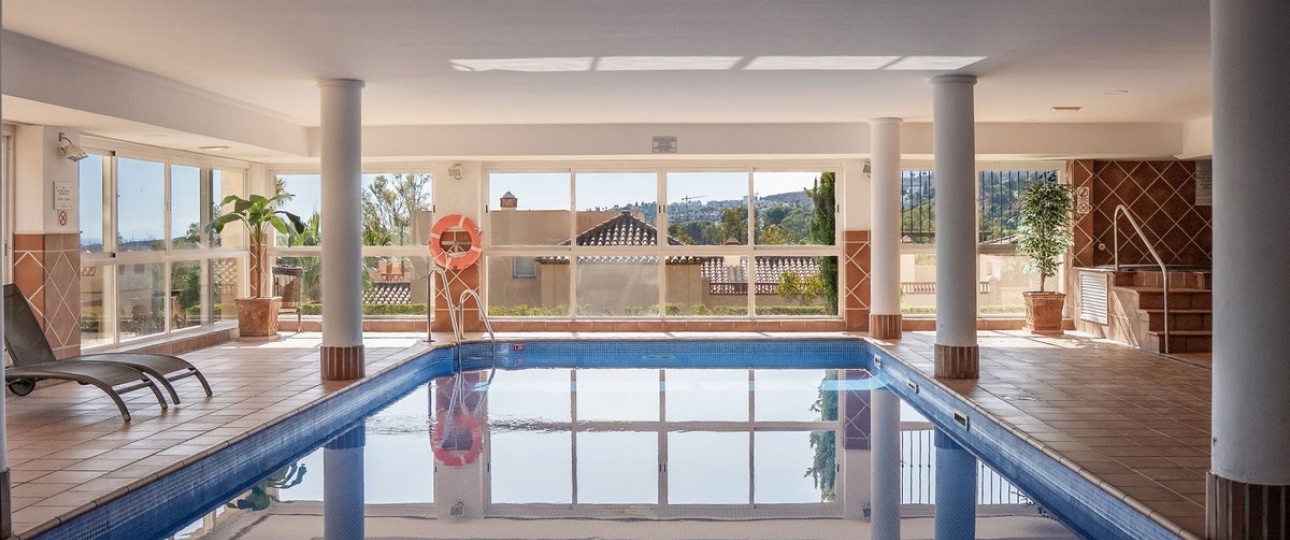 Resale - apartment - Estepona - Atalaya