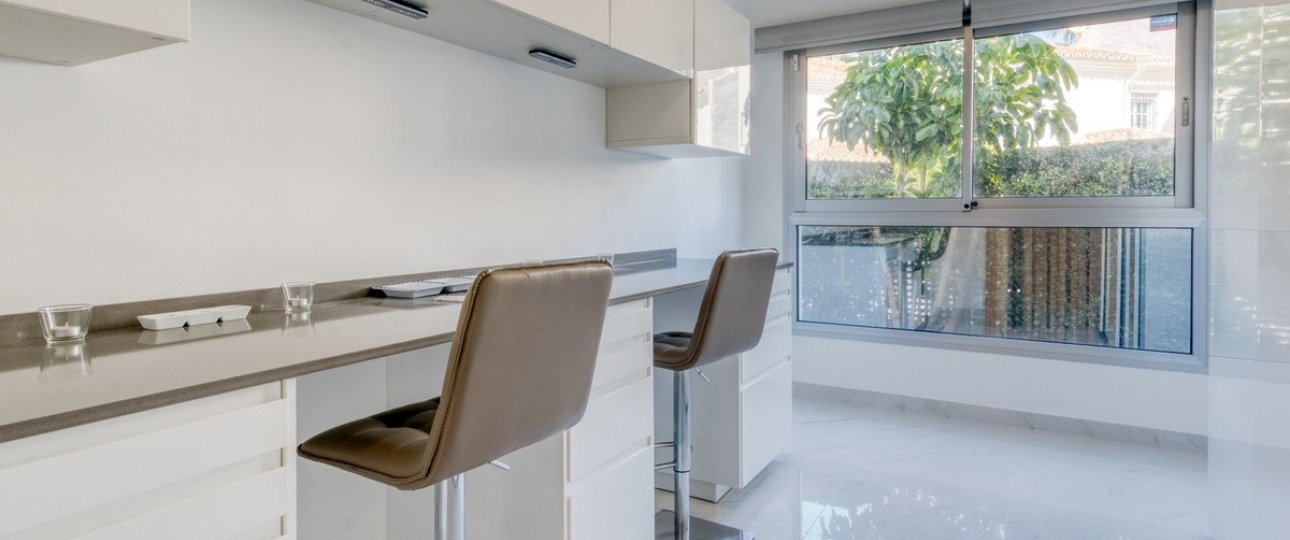 Resale - apartment - Estepona - Bel Air