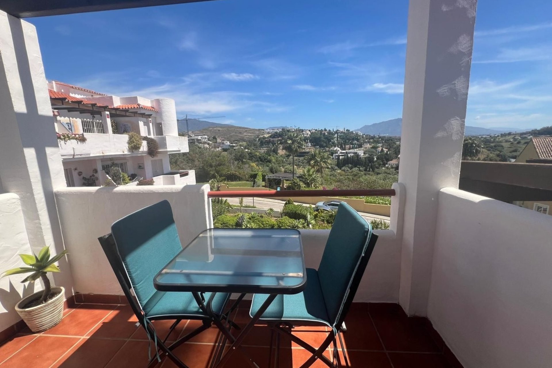 Resale - apartment - Estepona - Bel Air