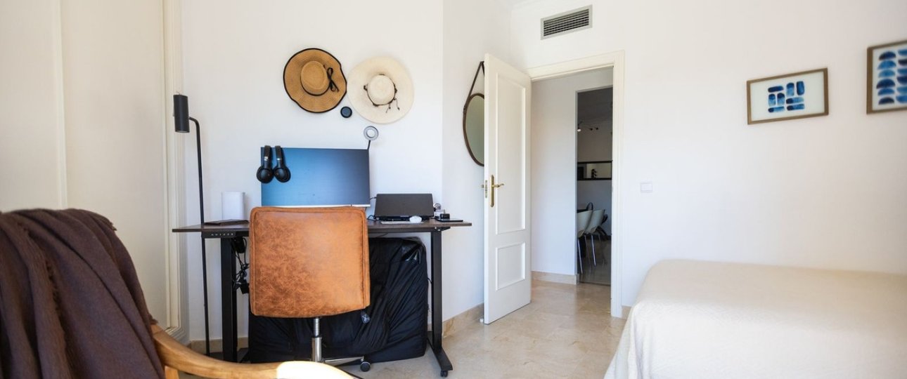 Resale - apartment - Estepona - Bel Air