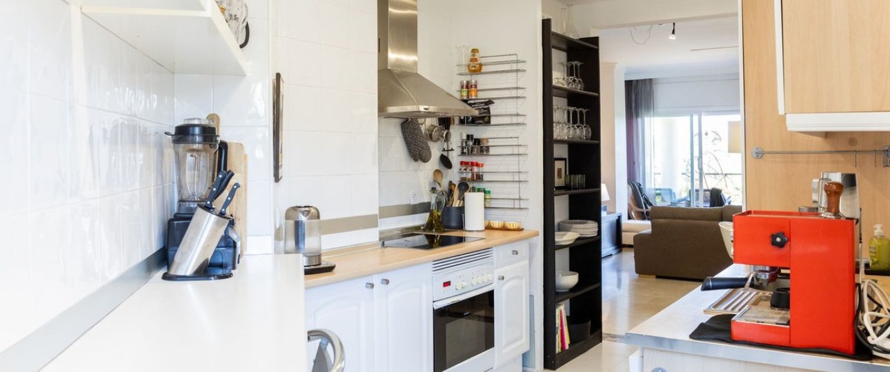 Resale - apartment - Estepona - Bel Air