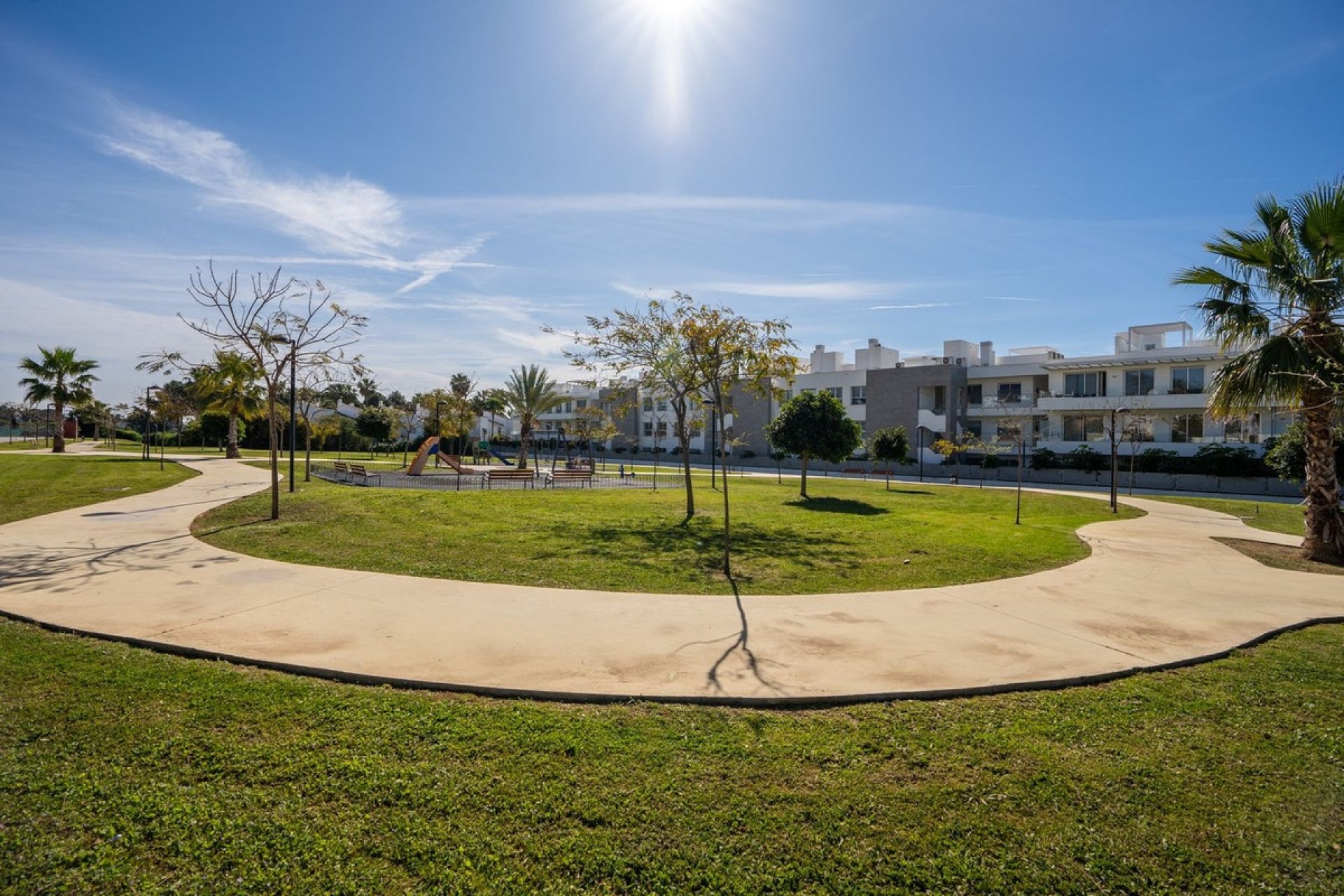 Resale - apartment - Estepona - Bel Air