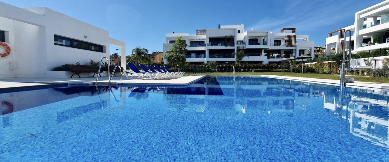 Resale - apartment - Estepona - Bel Air