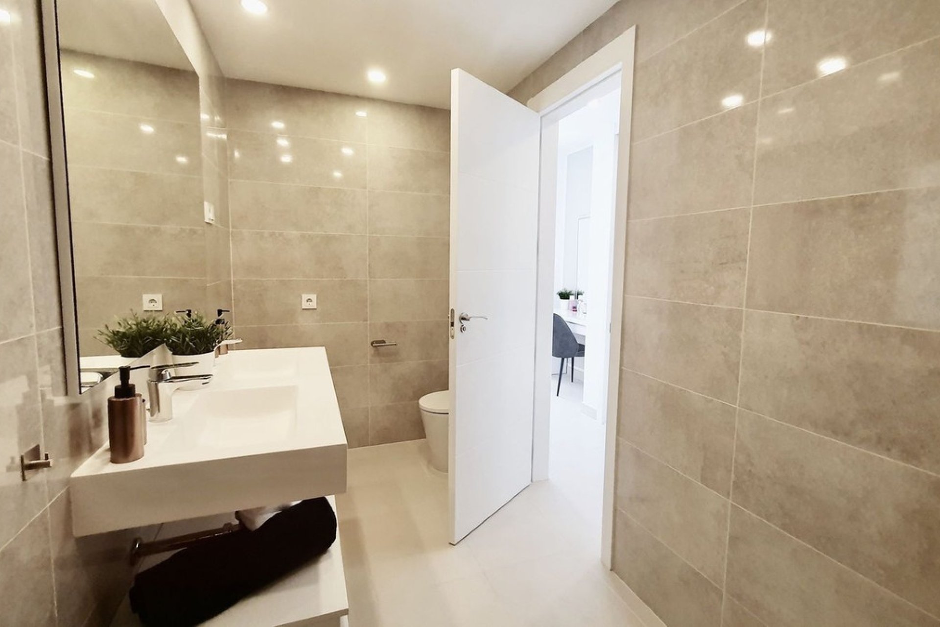 Resale - apartment - Estepona - Bel Air