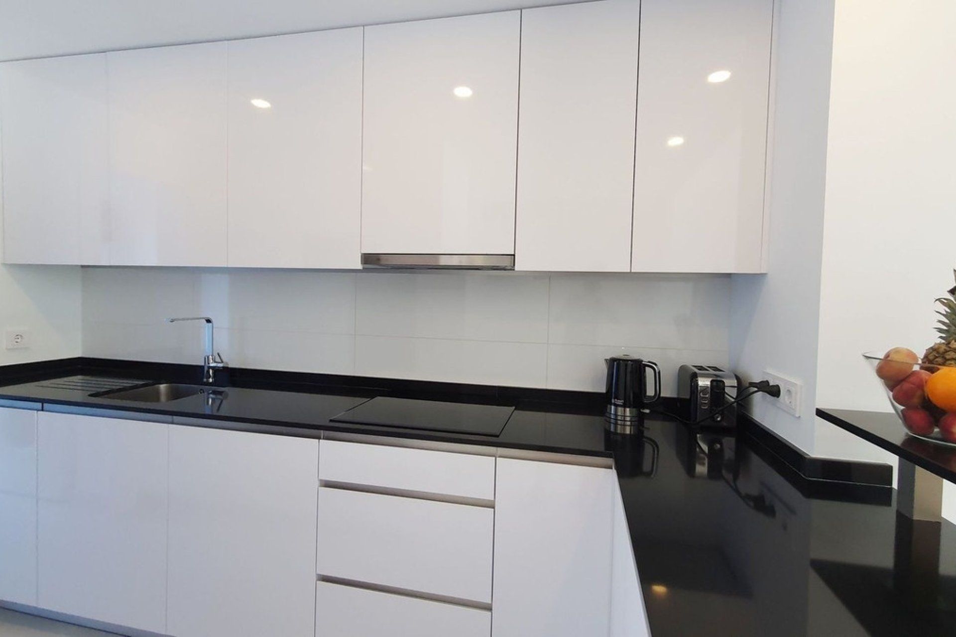 Resale - apartment - Estepona - Bel Air