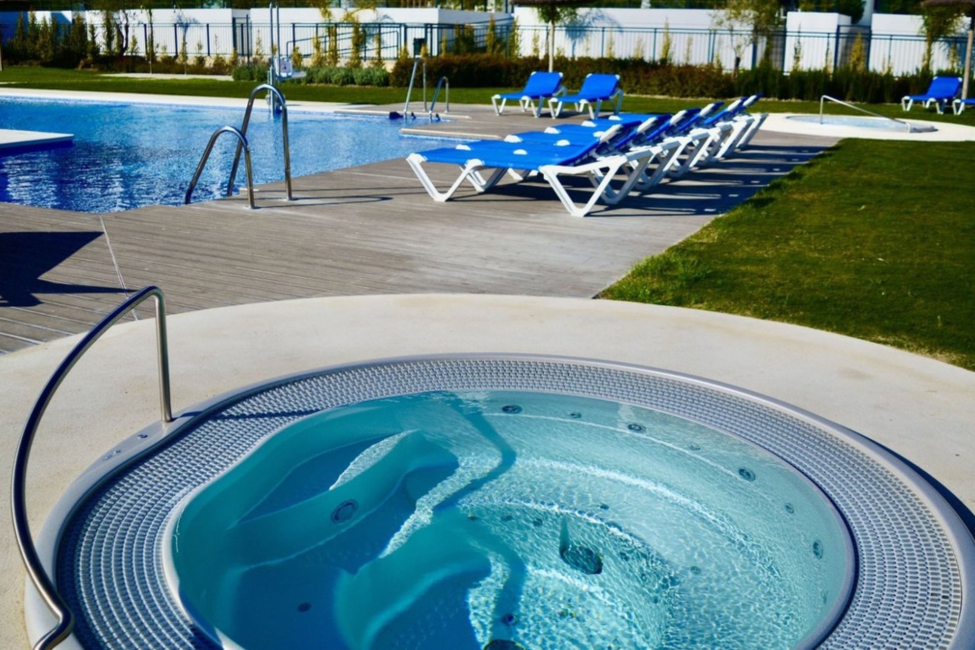 Resale - apartment - Estepona - Bel Air