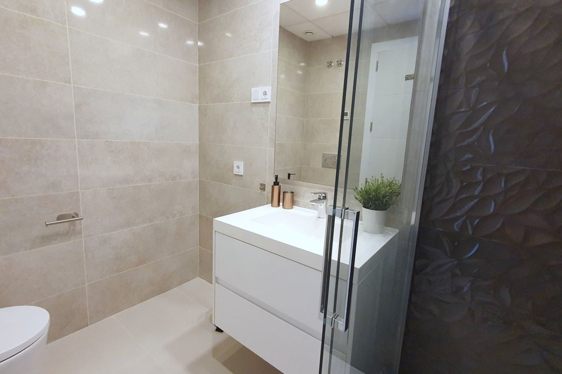 Resale - apartment - Estepona - Bel Air