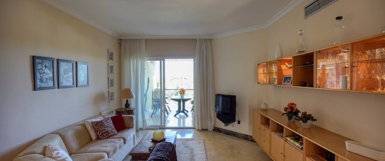 Resale - apartment - Estepona - Bel Air