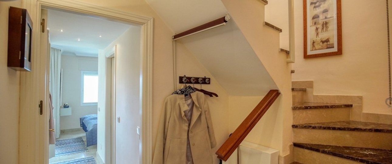 Resale - apartment - Estepona - Bel Air