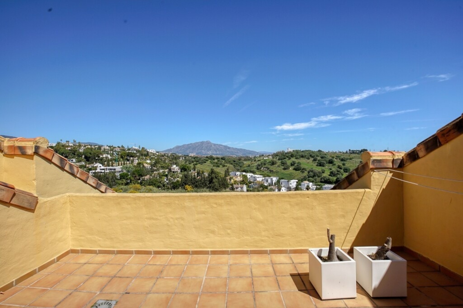 Resale - apartment - Estepona - Bel Air