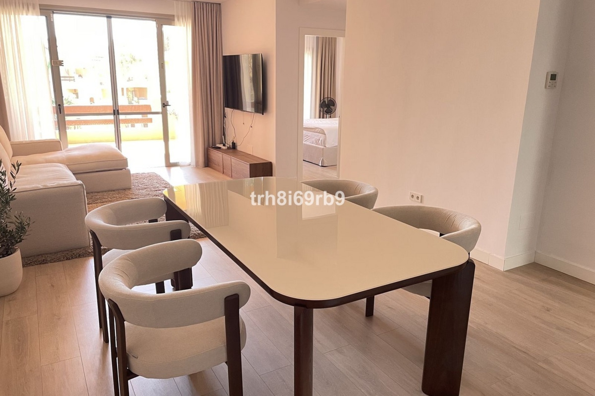 Resale - apartment - Estepona - Bel Air