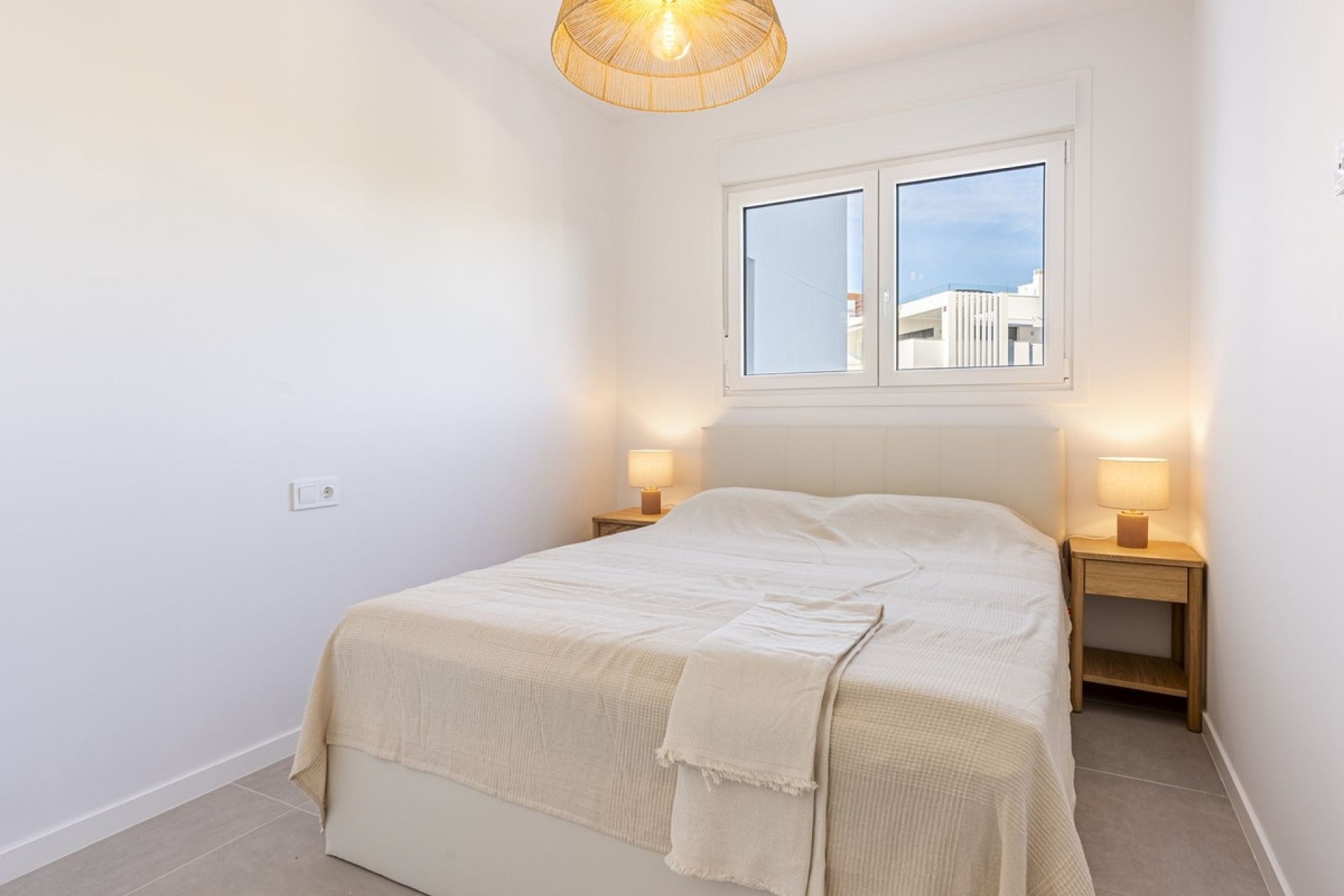Resale - apartment - Estepona - Bel Air