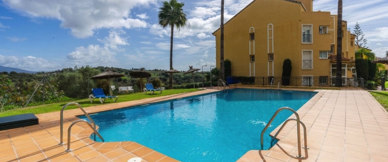 Resale - apartment - Estepona - Bel Air