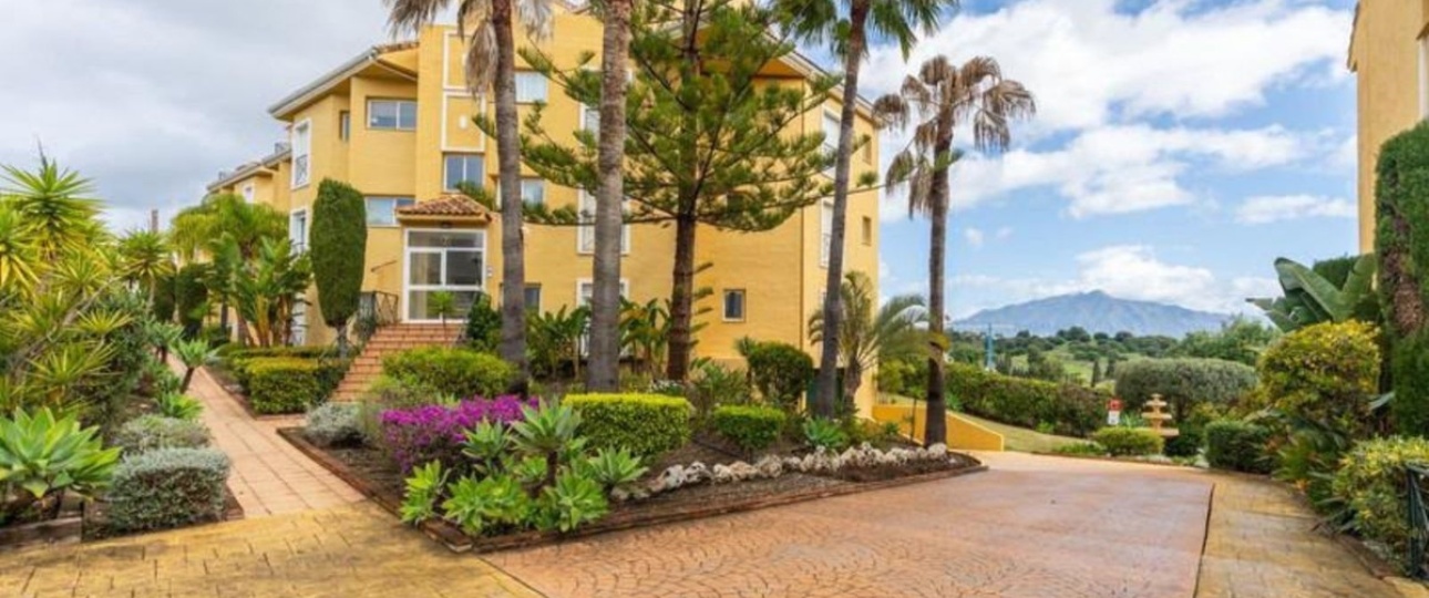 Resale - apartment - Estepona - Bel Air
