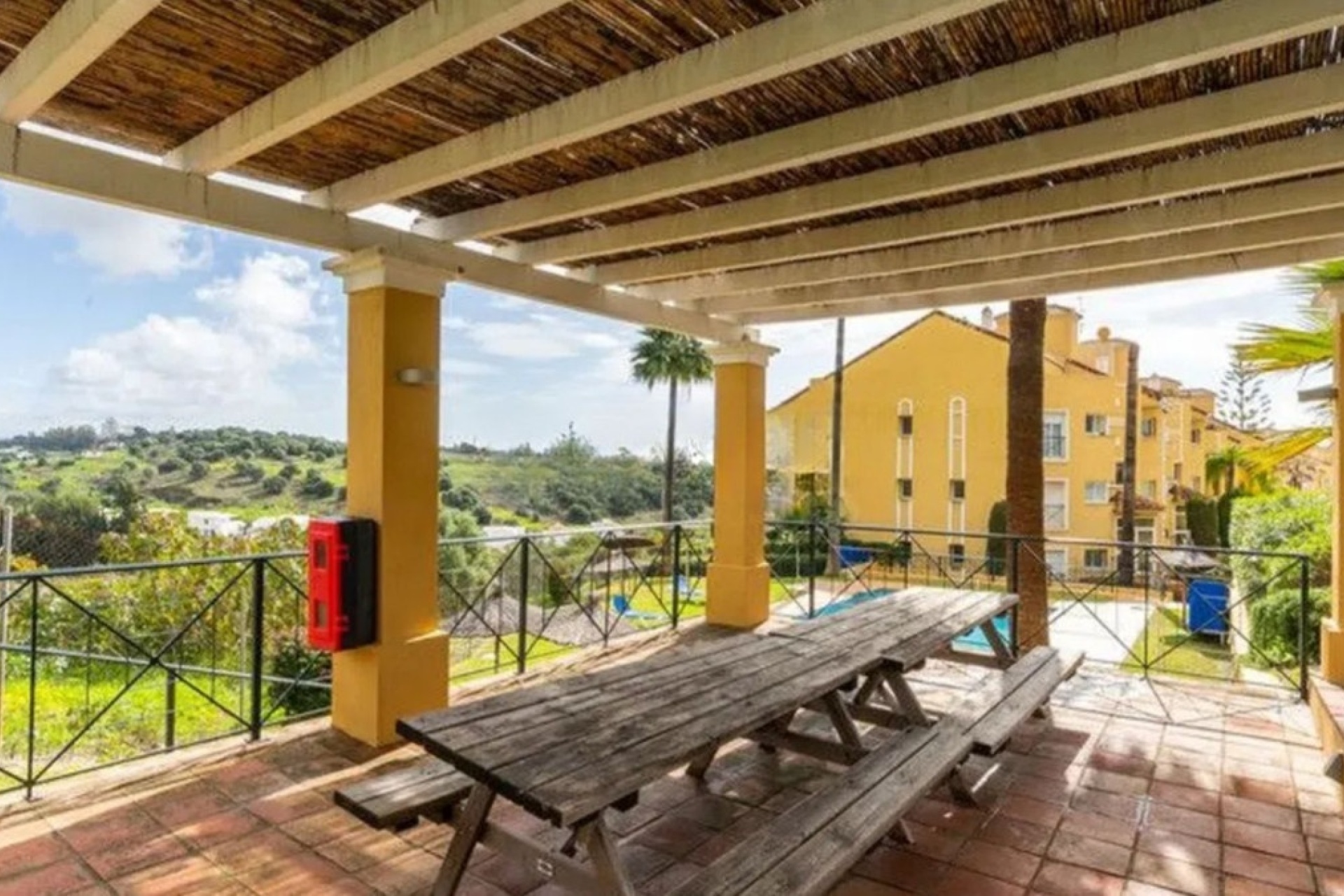 Resale - apartment - Estepona - Bel Air