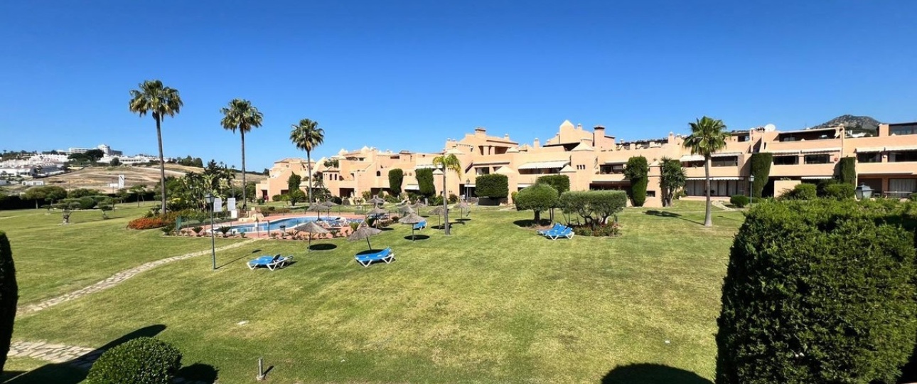 Resale - apartment - Estepona - Bel Air