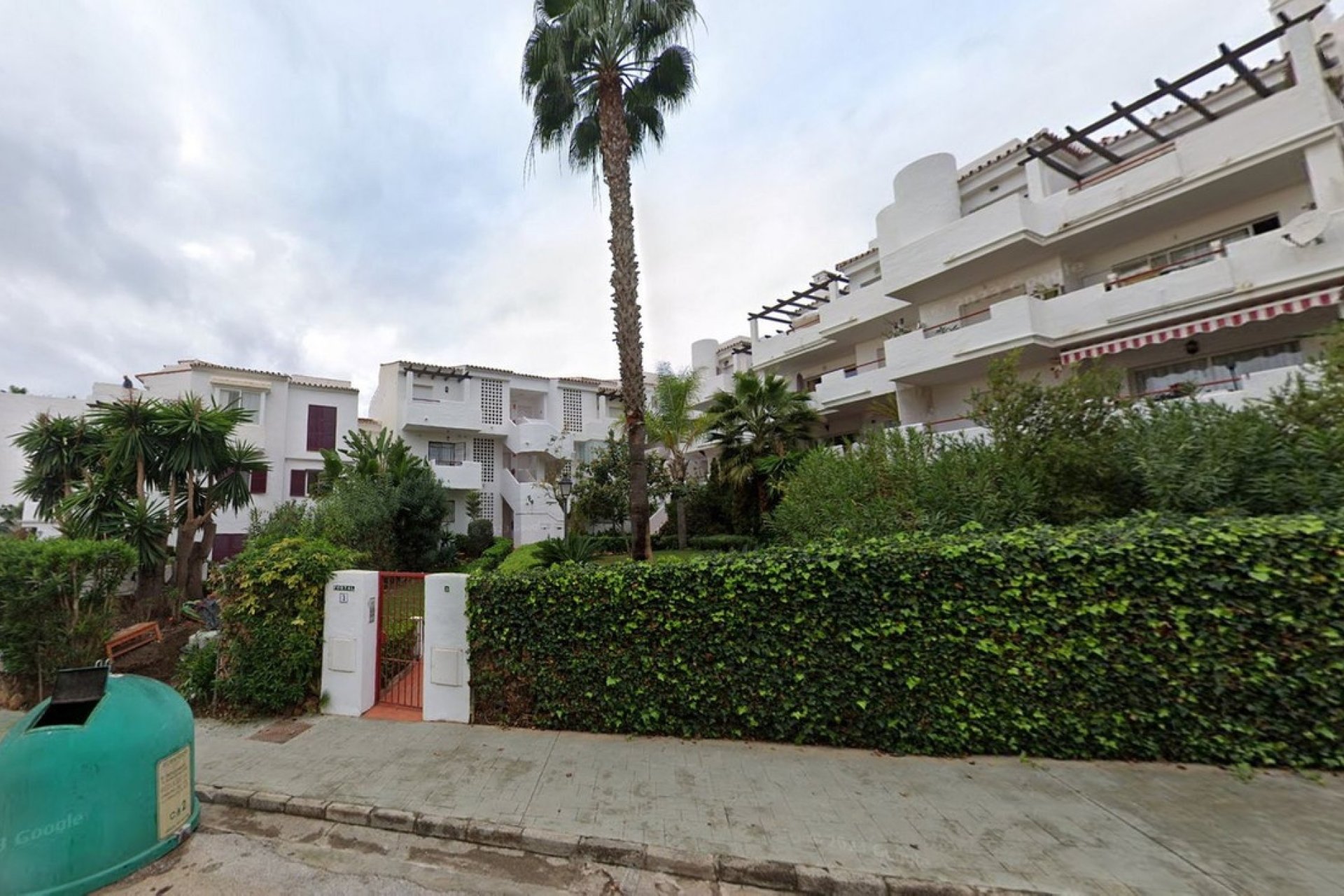 Resale - apartment - Estepona - Bel Air