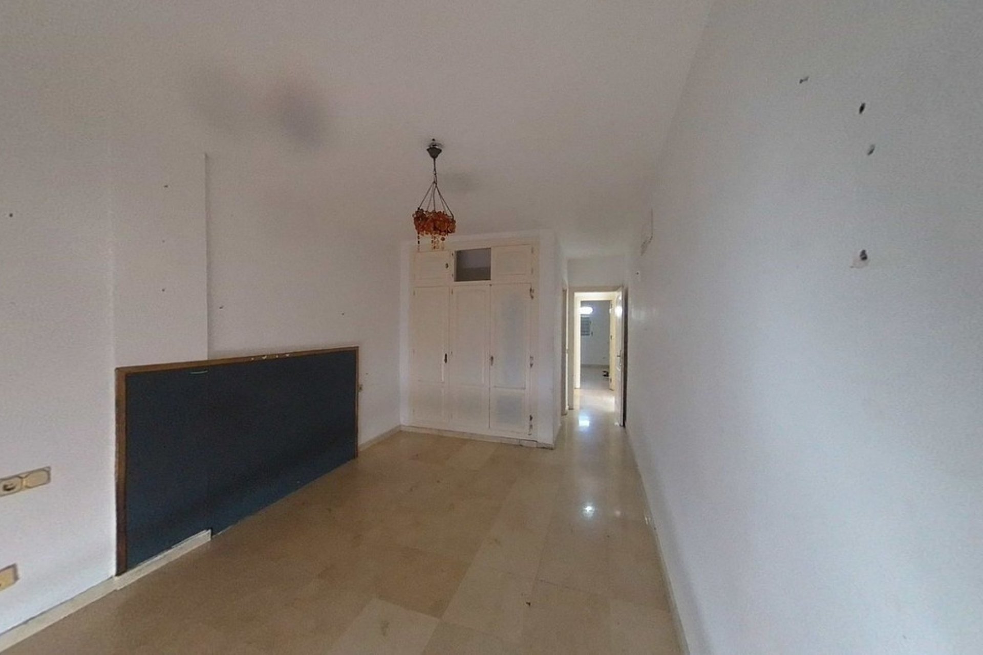 Resale - apartment - Estepona - Bel Air