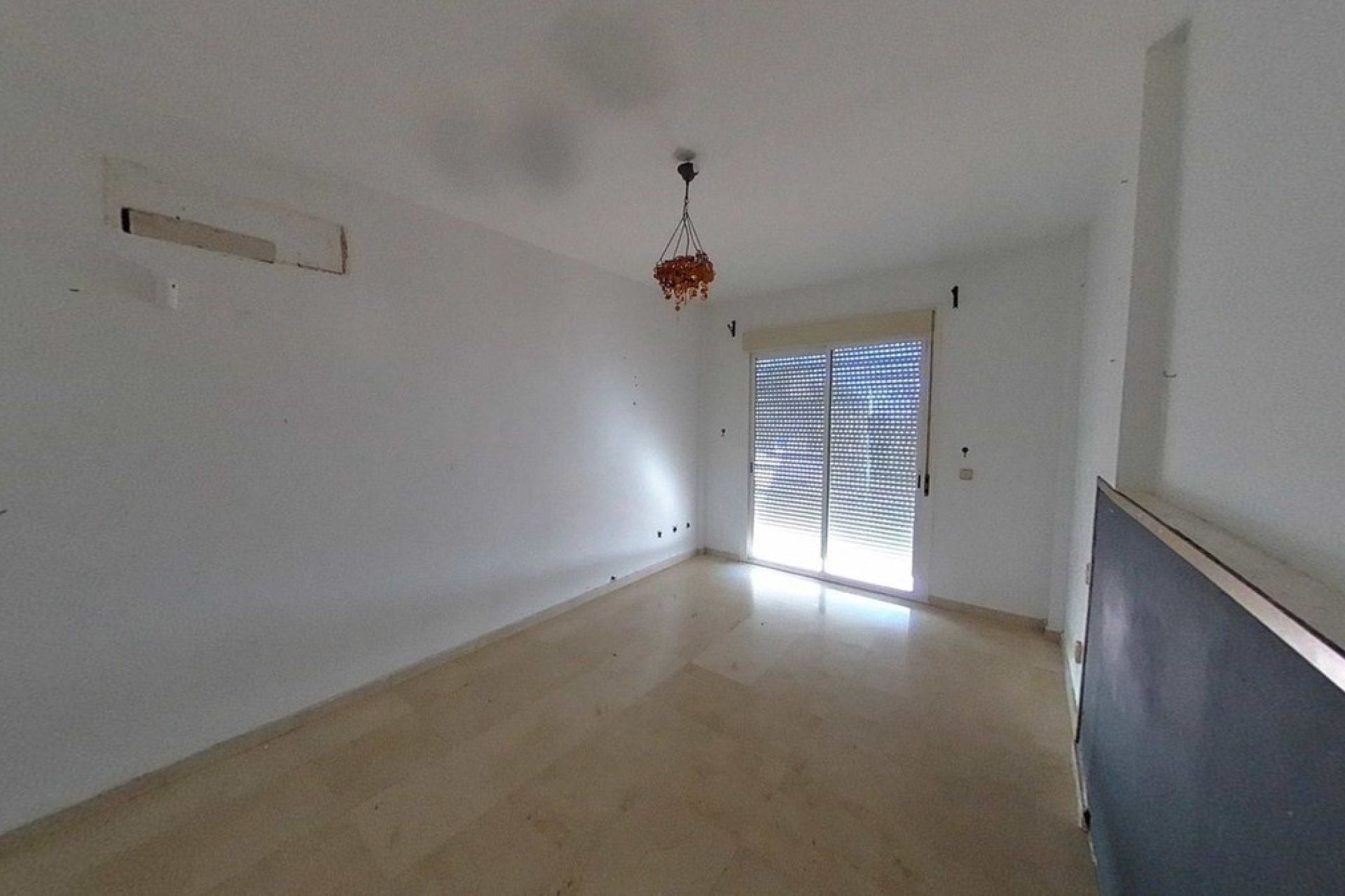 Resale - apartment - Estepona - Bel Air