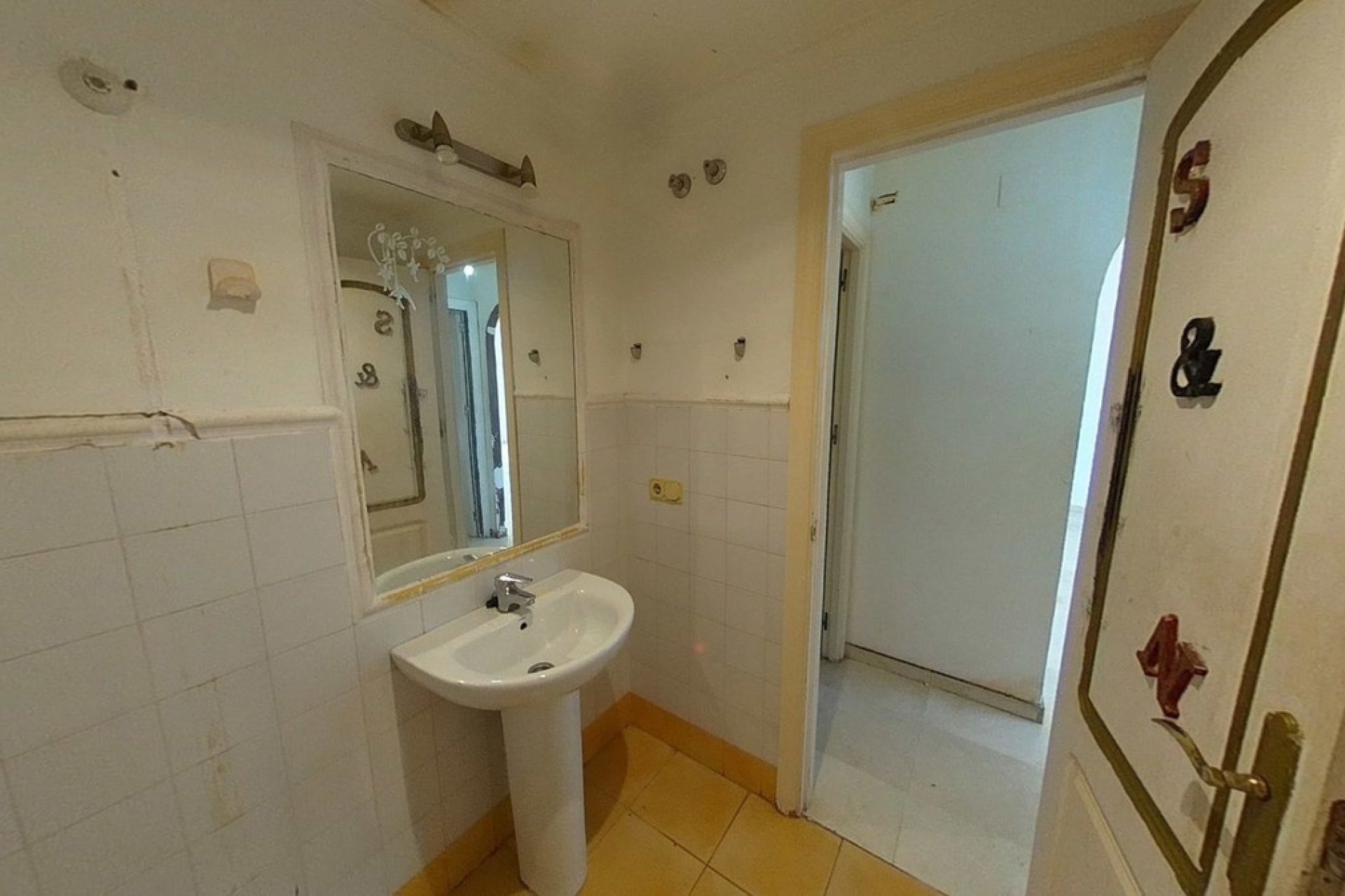 Resale - apartment - Estepona - Bel Air