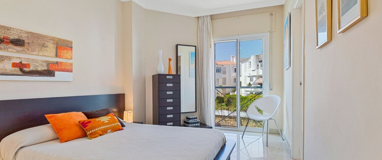 Resale - apartment - Estepona - Bel Air