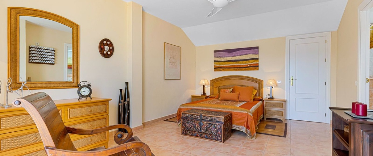 Resale - apartment - Estepona - Bel Air