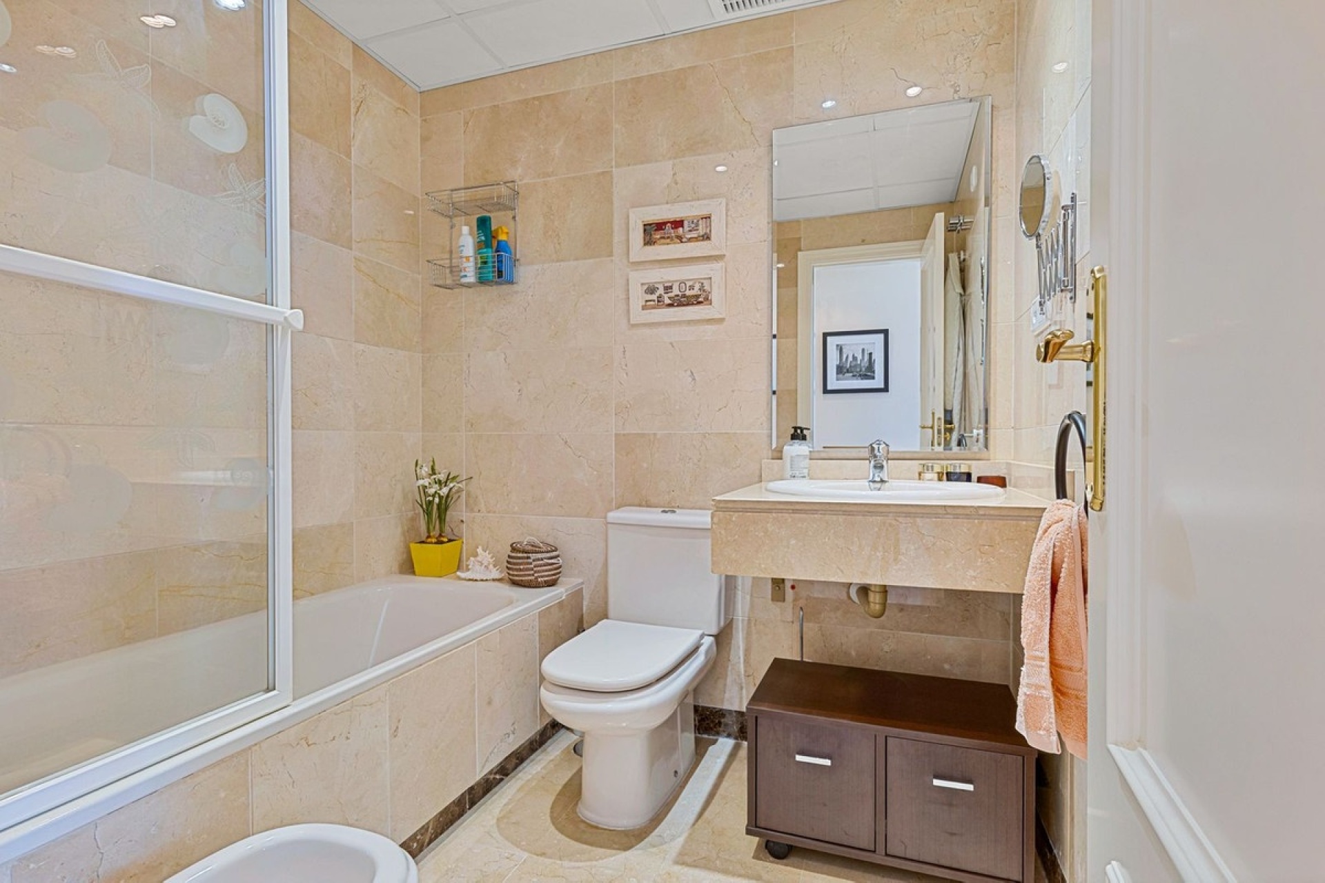 Resale - apartment - Estepona - Bel Air