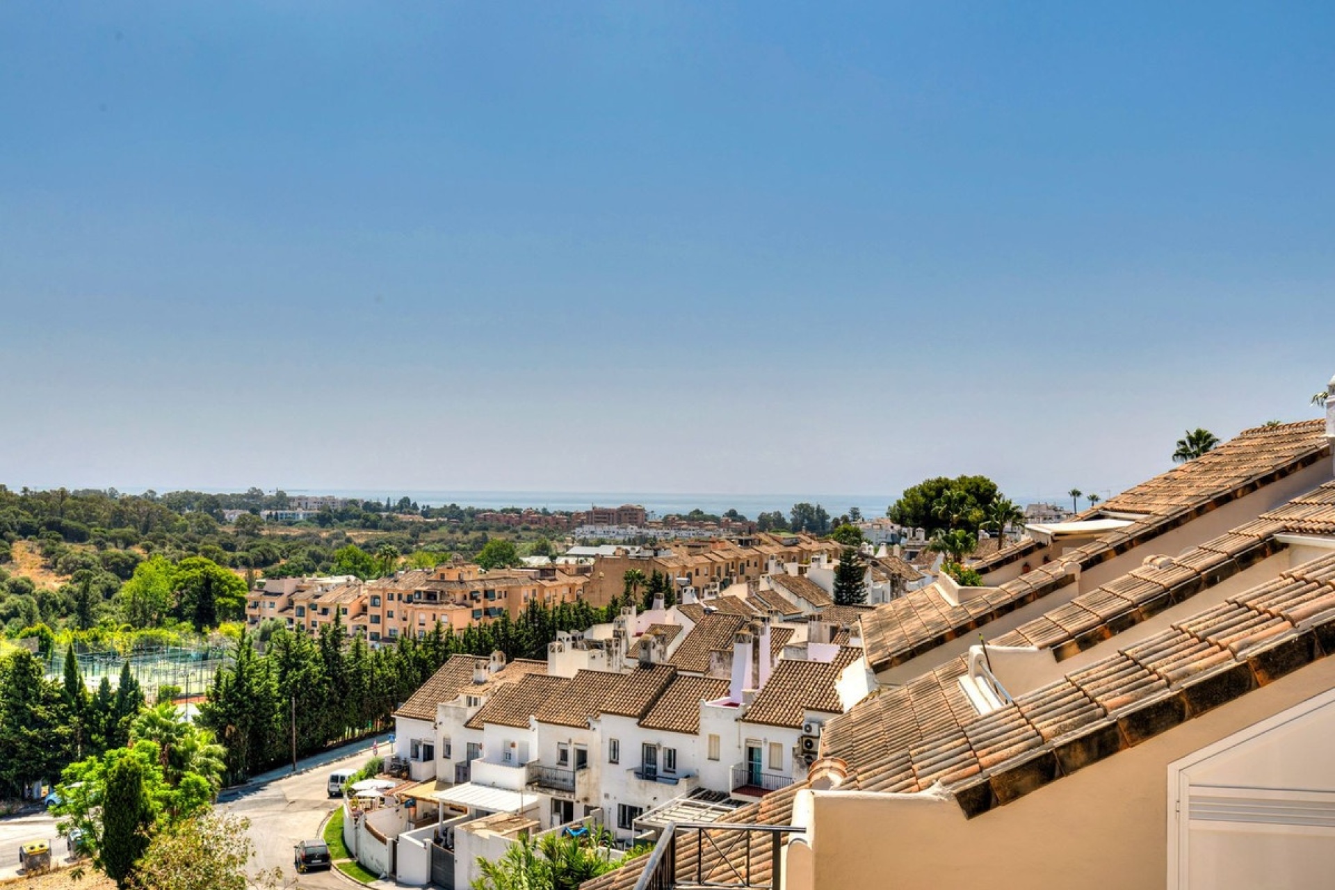 Resale - apartment - Estepona - Bel Air