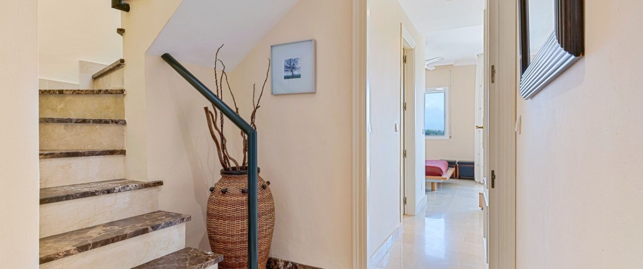 Resale - apartment - Estepona - Bel Air
