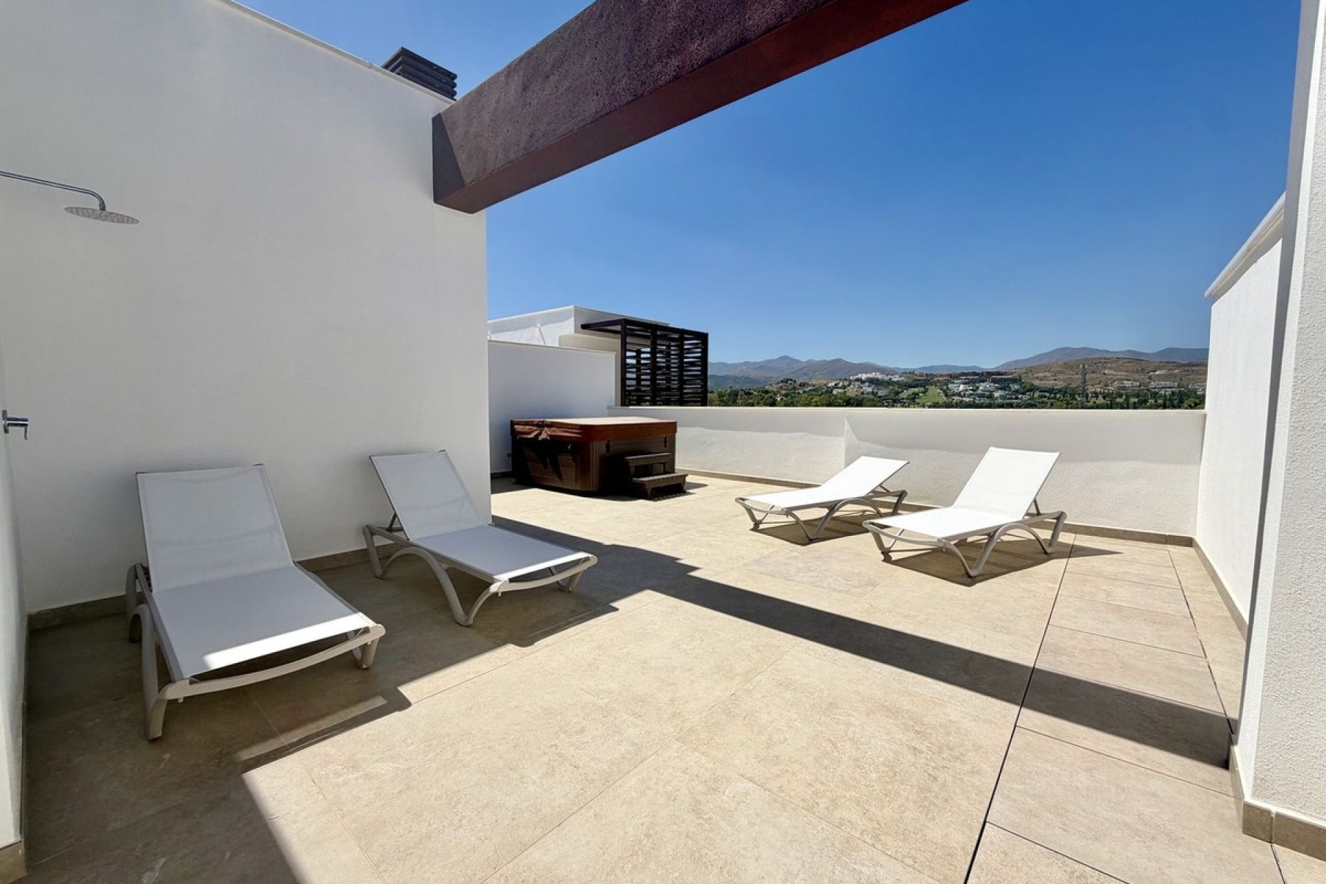 Resale - apartment - Estepona - Bel Air