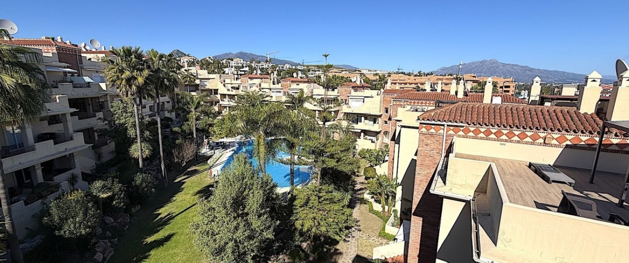 Resale - apartment - Estepona - Bel Air