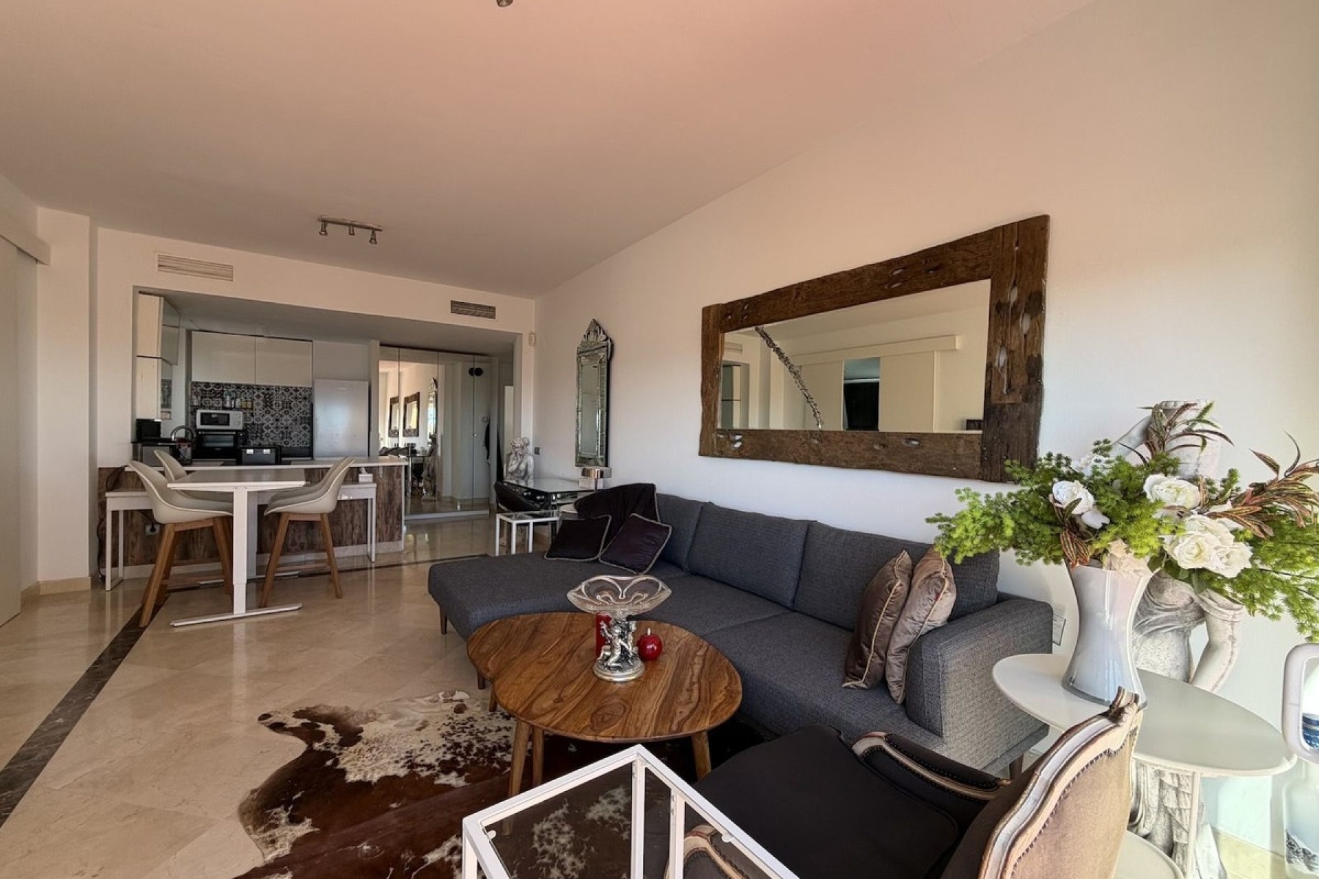 Resale - apartment - Estepona - Bel Air