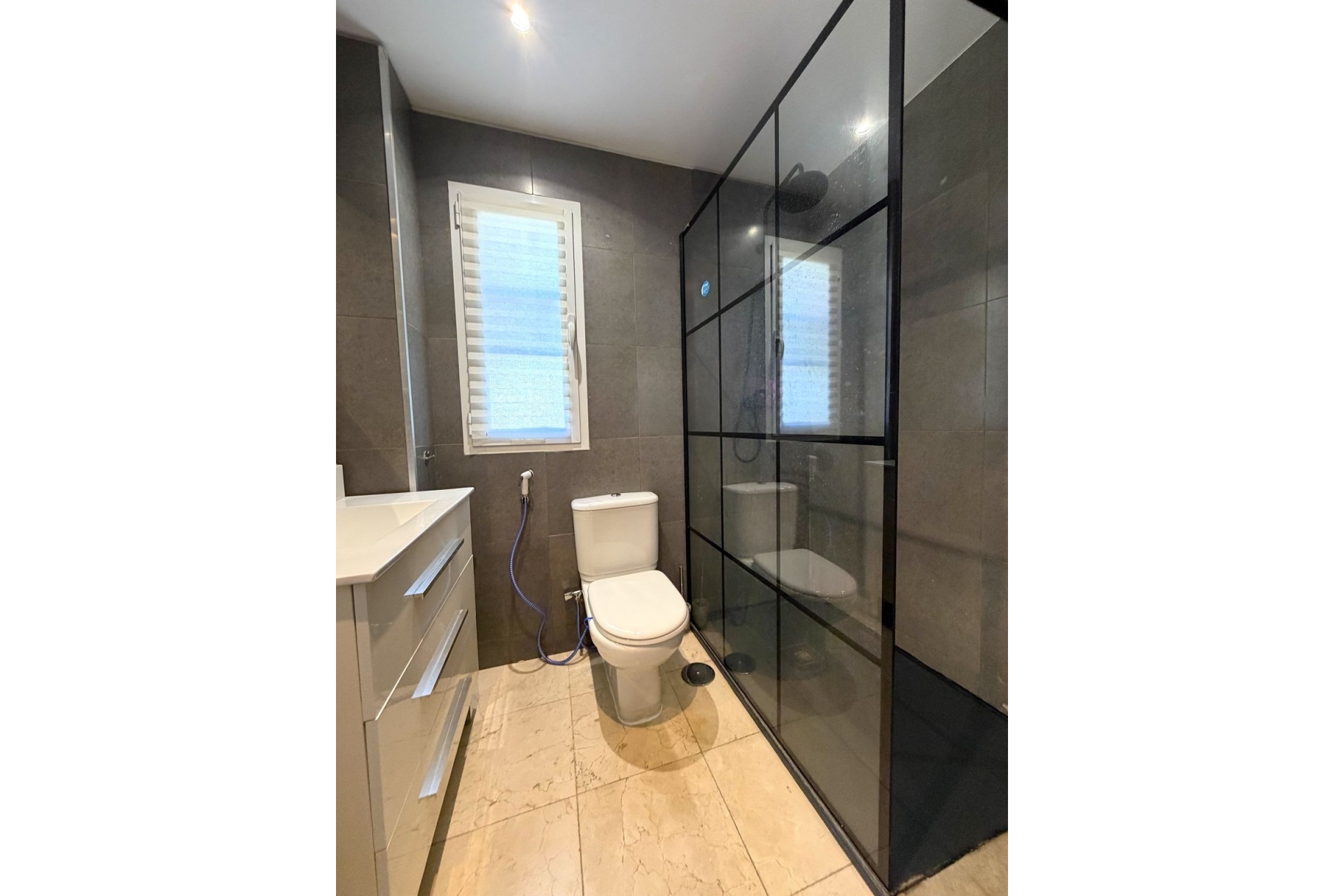 Resale - apartment - Estepona - Bel Air