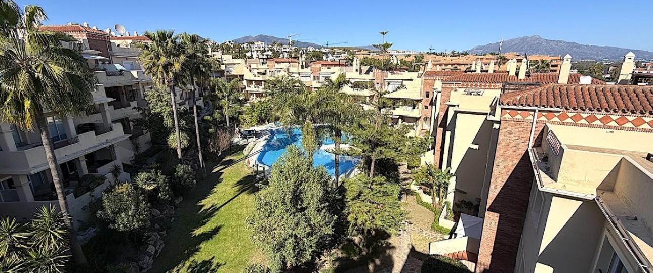 Resale - apartment - Estepona - Bel Air